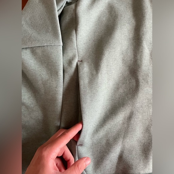 Nike Men’s Tech Fleece Full Zip Hoodie (Green) New with Tags [DR9150-361] - Picture 4 of 5